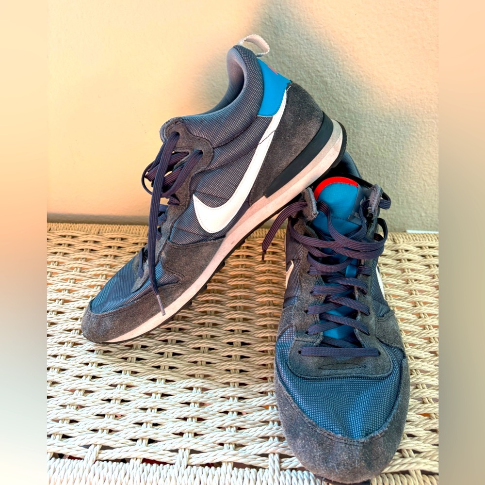 Nike Men’s Internationalist size 14